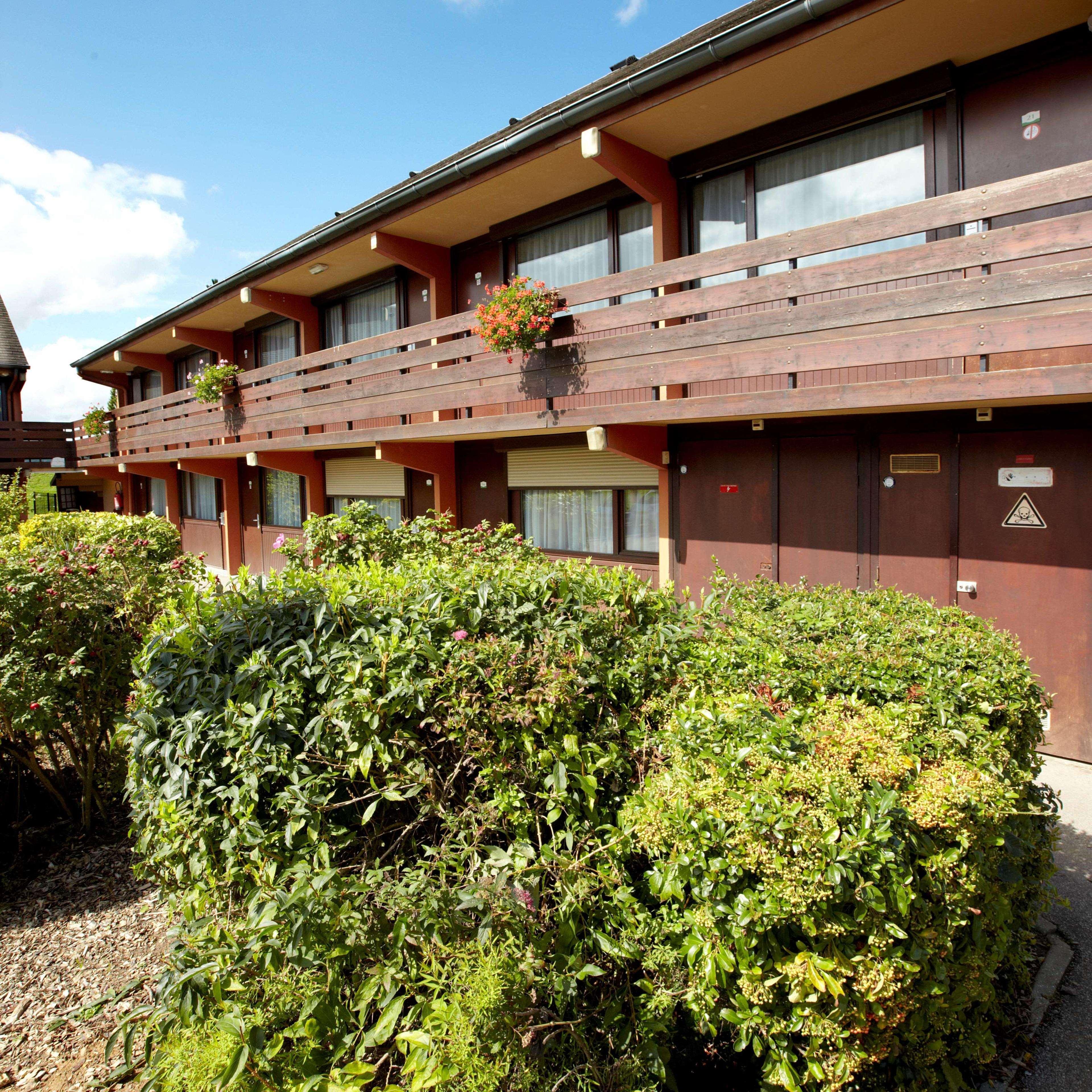 Campanile Rouen Nord - Mont-Saint-Aignan Hotel Exterior photo