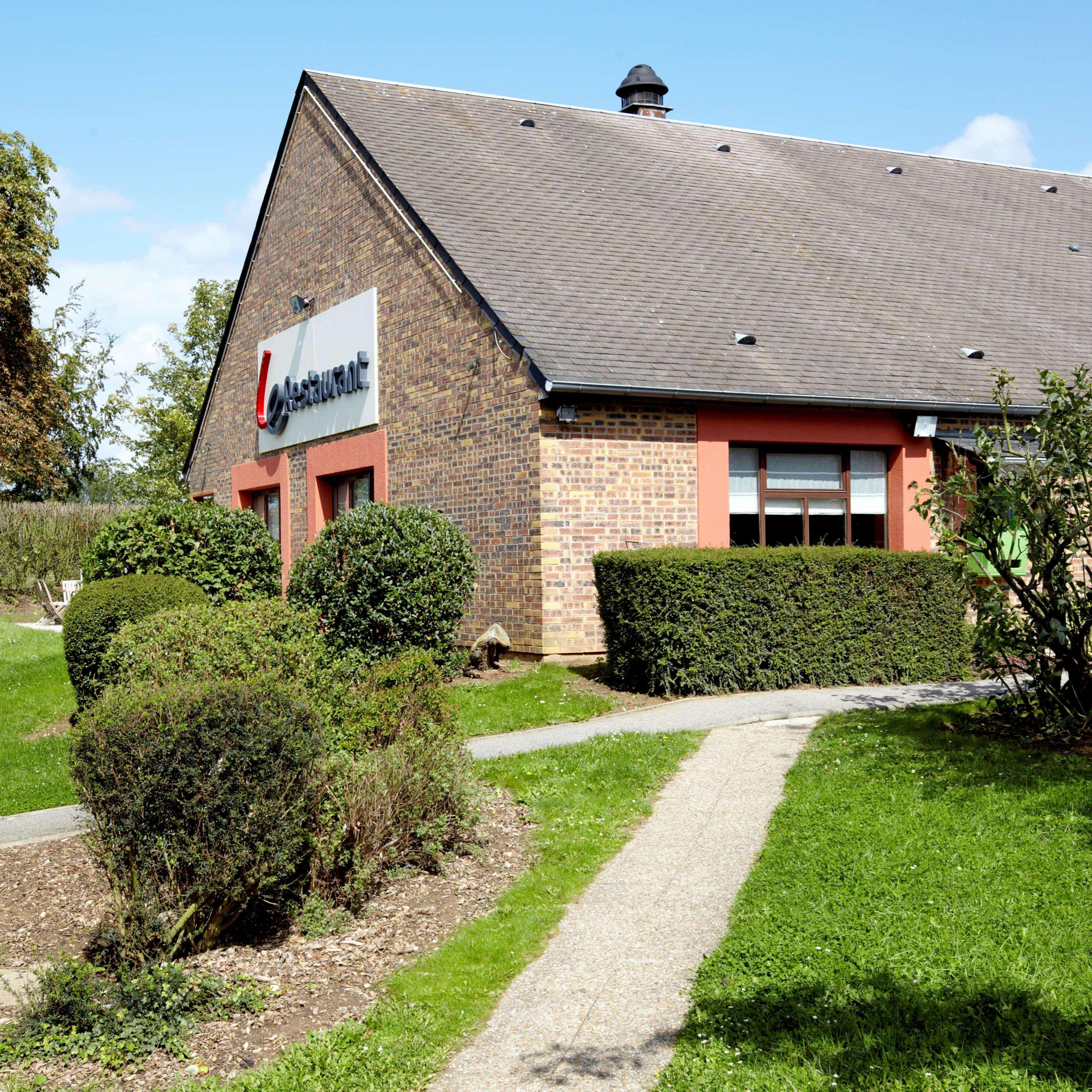 Campanile Rouen Nord - Mont-Saint-Aignan Hotel Exterior photo